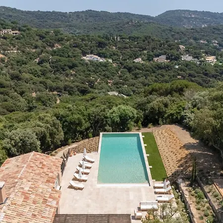 Suzana - New In Valmer ラ・クロワ・ヴァルメ